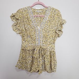 Max studio peplum flutter sleeve blouse nwt s